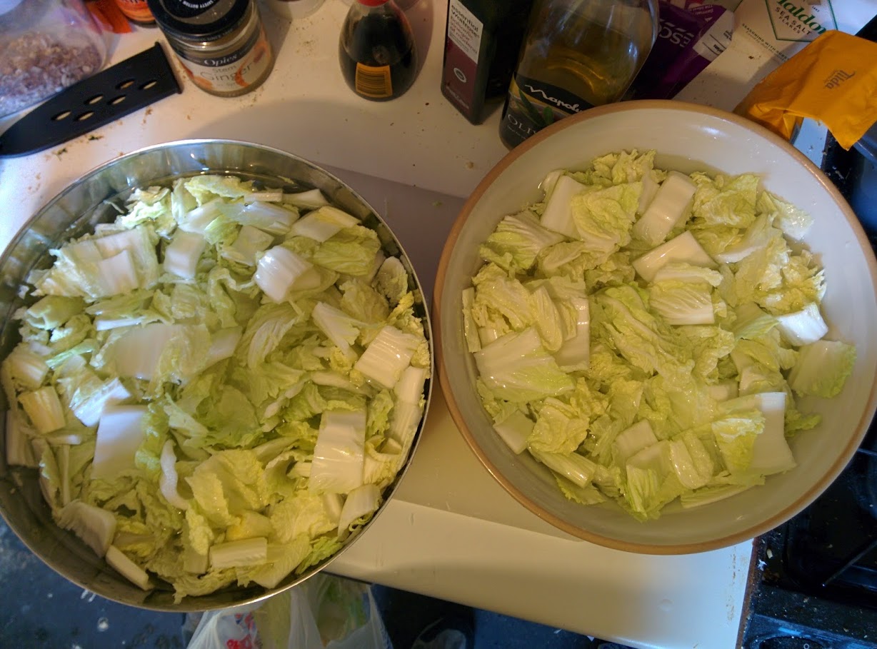 Soaking cabbage